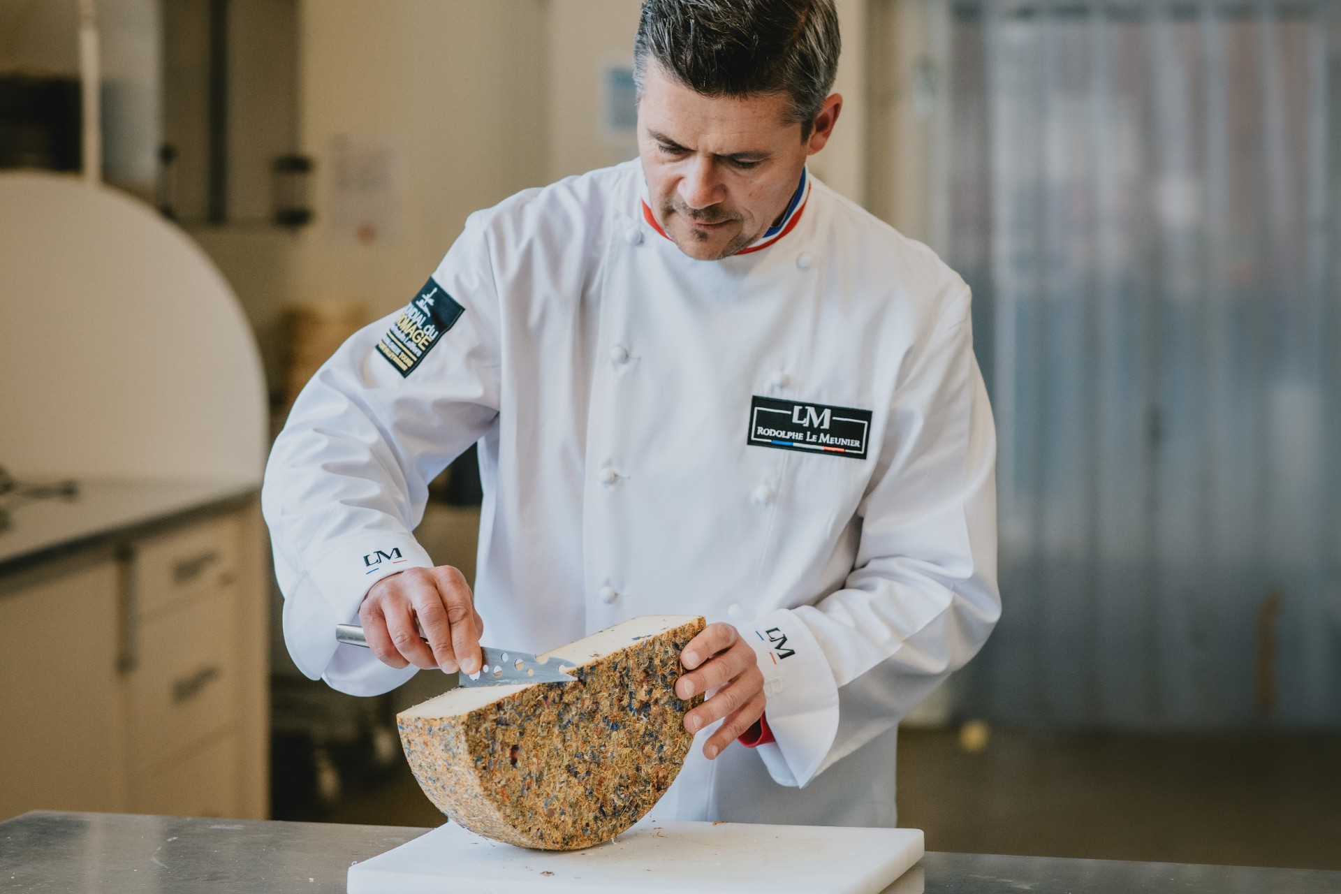 Tomme Aux Fleurs Un Parfum De Printemps Dans Votre Fromage