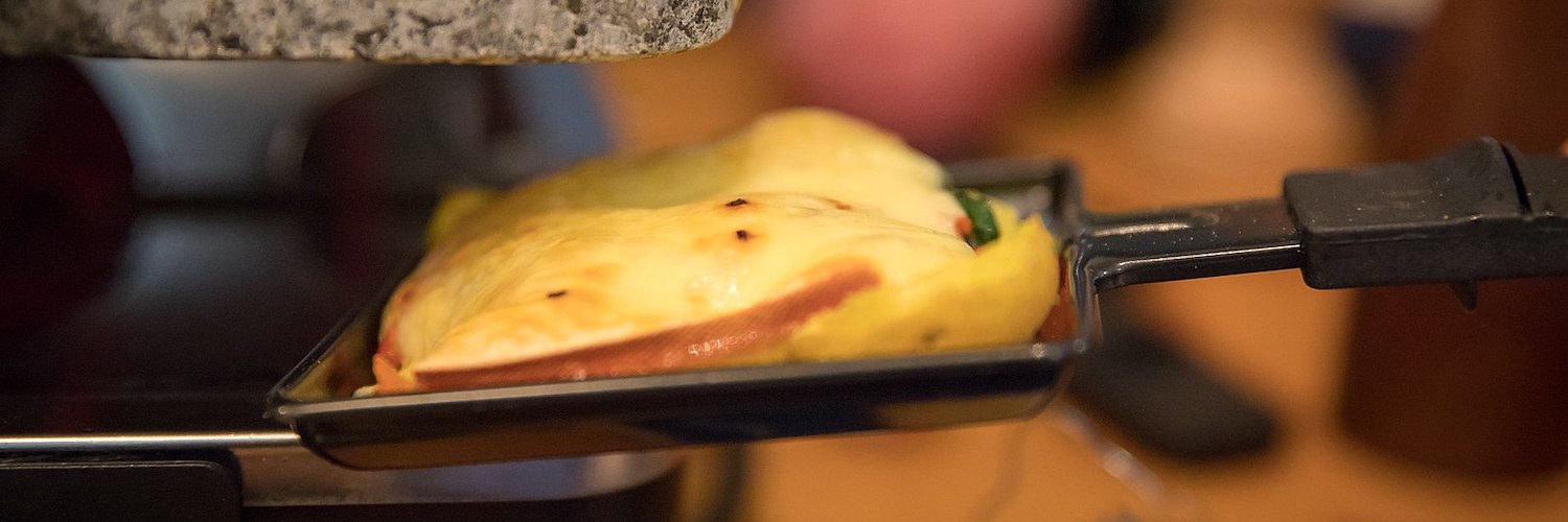Comment bien cuire sa raclette : les secrets d’une raclette-party réussie