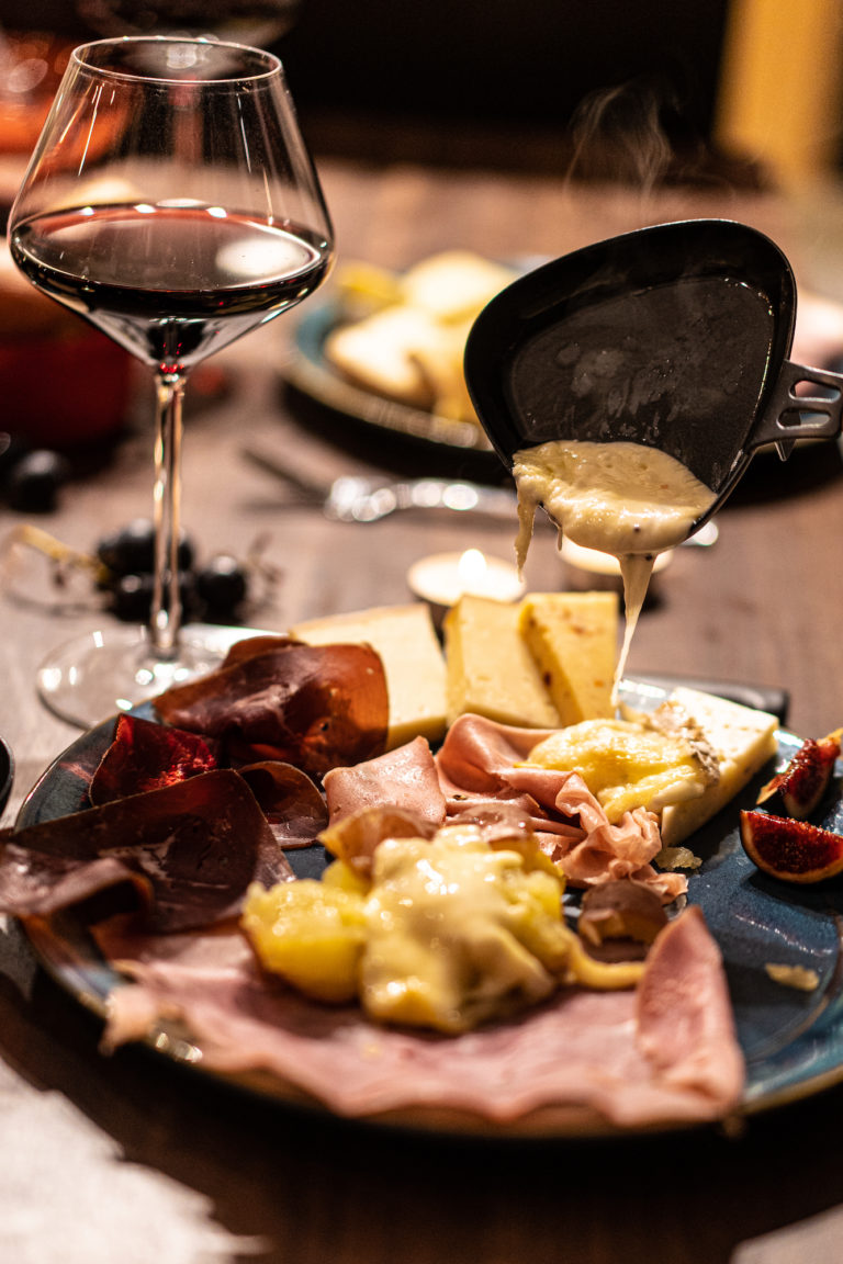 Quel vin rouge pour sublimer votre raclette